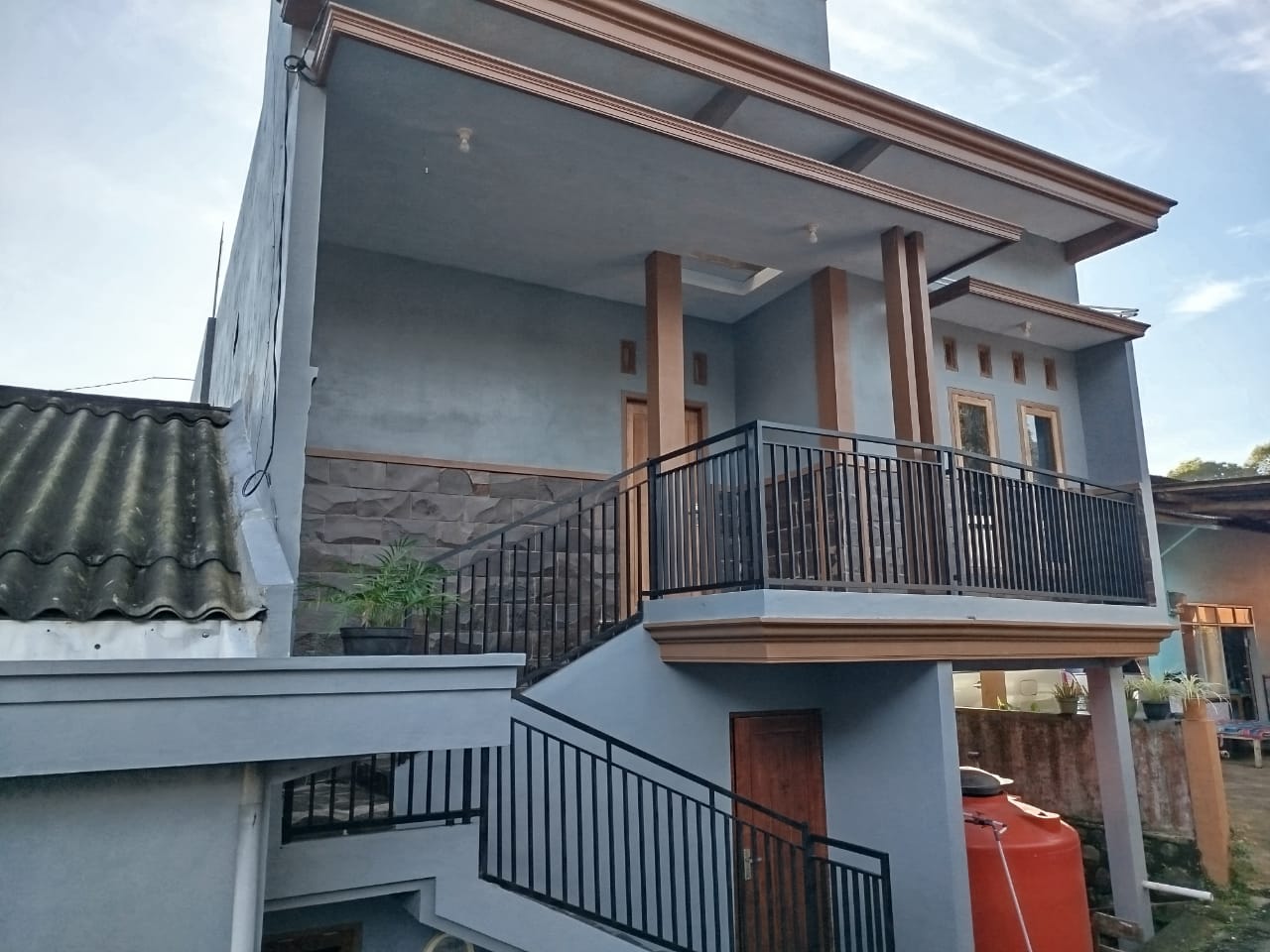 Tampak depan Homestay